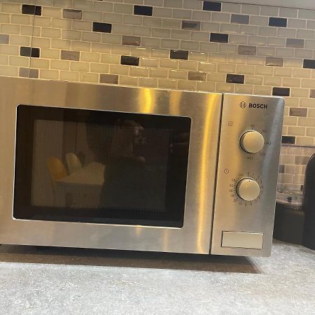 Tranzzit Airport Apartment II オトペニ エクステリア 写真