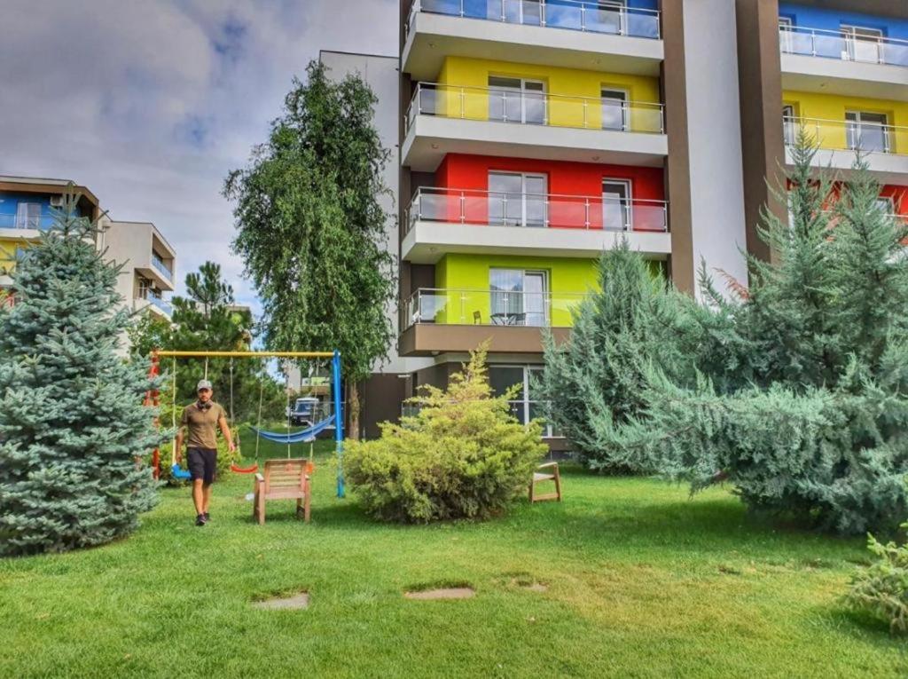 Tranzzit Airport Apartment II オトペニ エクステリア 写真